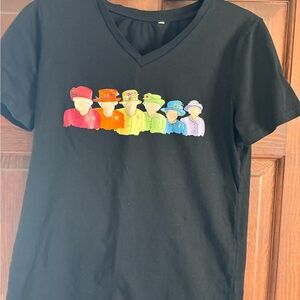 Black Kids' V-Neck Shirt with Colorful Rainbow Hat Design